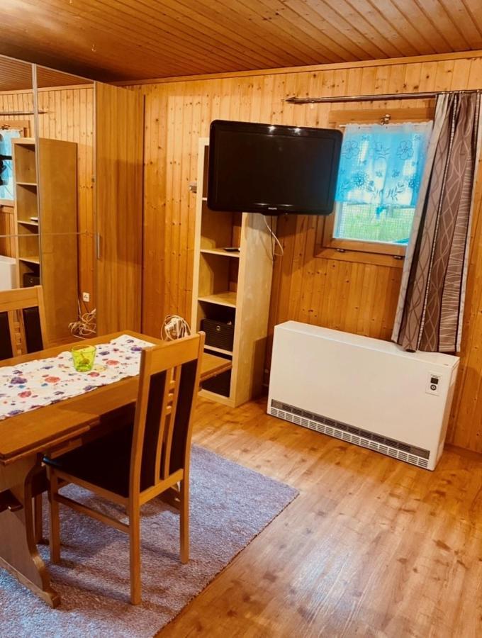 Guenstig Und Einfaches Studio Auf Dem Bauernhof Цуоц Екстериор снимка